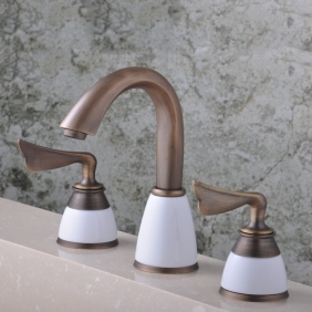 Classic Antique Brass Widespread Bathroom Sink Faucet T0452A Classic Antique Brass Widespread Bathroom Sink Faucet T0452A