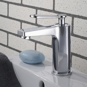 Chrome Finish Solid Brass Contemporary Centerset Bathroom Sink Faucet T0521 Chrome Finish Solid Brass Contemporary Centerset Bathroom Sink Faucet T0521