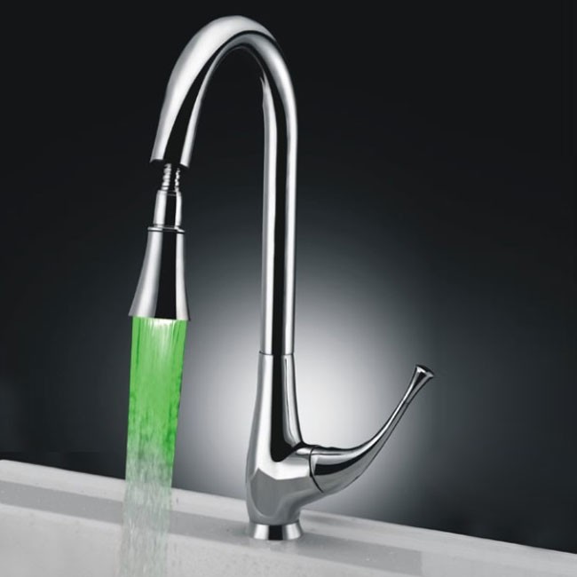 Single Handle Chrome Centerset LED Pull-out Kitchen Faucet (TP0760F) Single Handle Chrome Centerset LED Pull-out Kitchen Faucet (TP0760F)