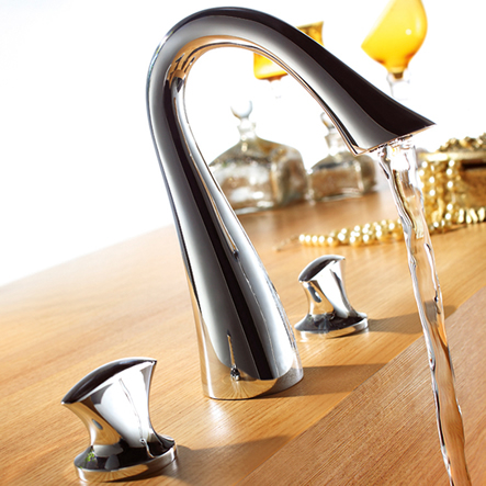 Widespread Contemporary Chrome Three Holes Two Handles Bathroom Sink Faucet T6040B Widespread Contemporary Chrome Three Holes Two Handles Bathroom Sink Faucet T6040B