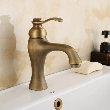 Centerset Antique Brass Bathroom Sink Faucet TP0493 Centerset Antique Brass Bathroom Sink Faucet TP0493